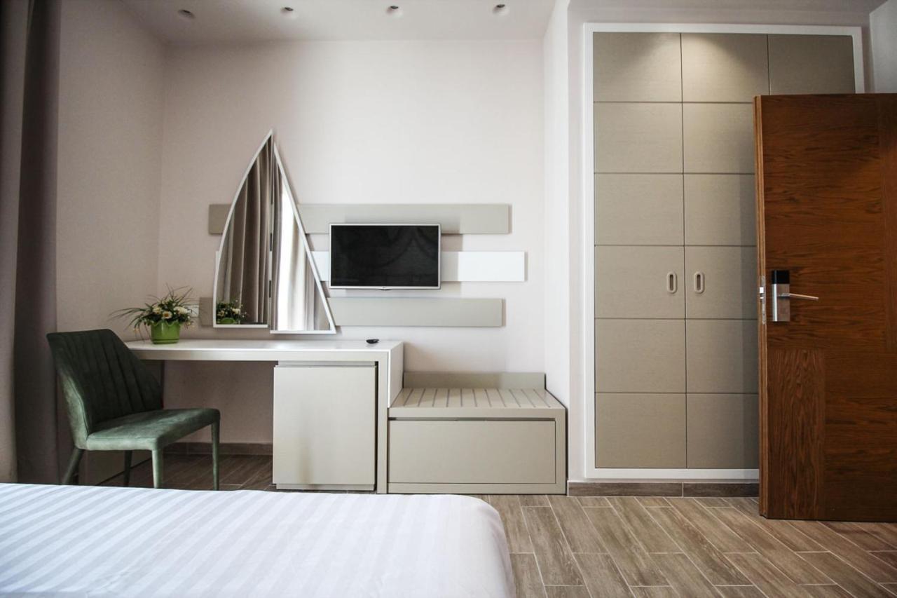 Hotel Kristera Vlore Bagian luar foto