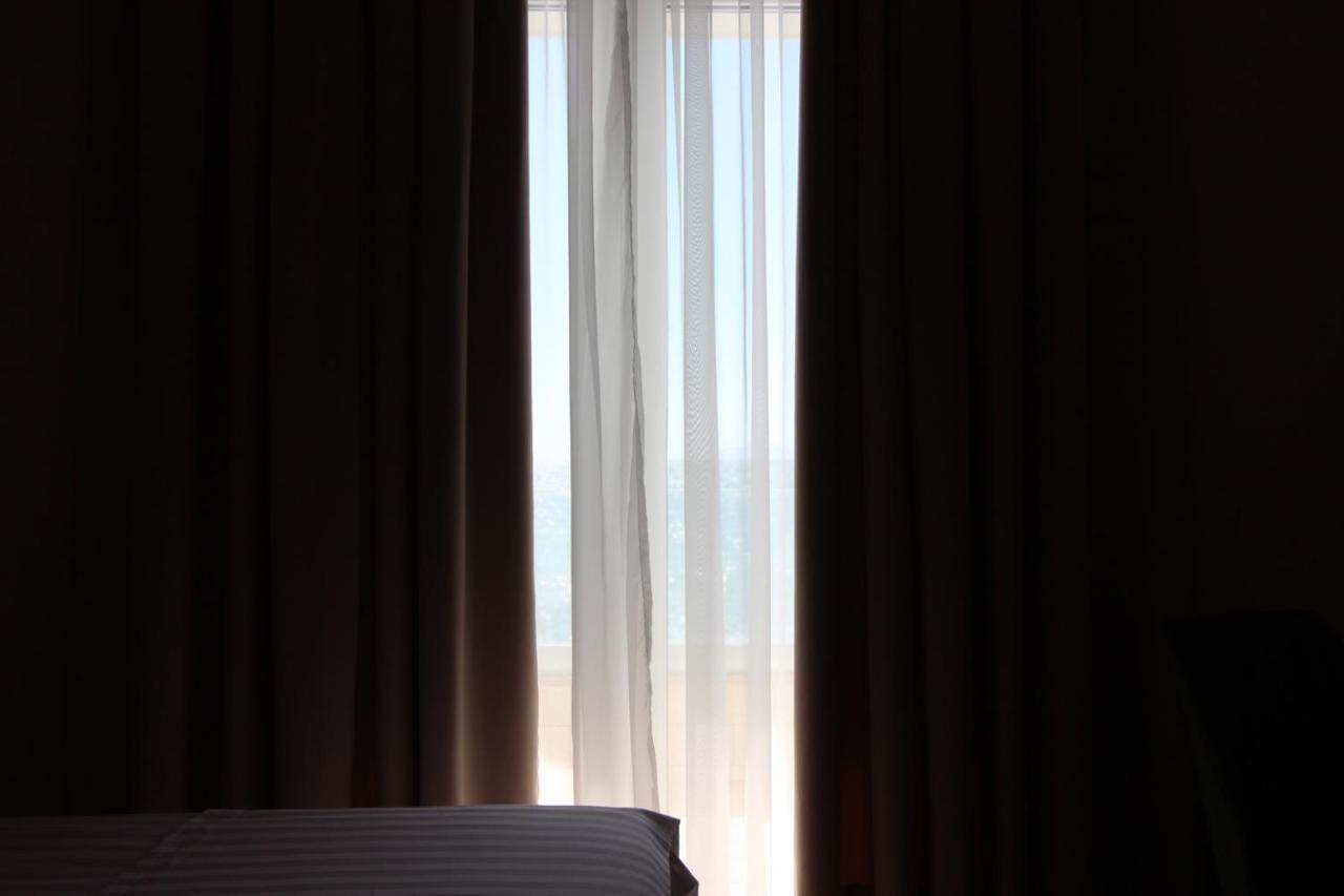 Hotel Kristera Vlore Bagian luar foto