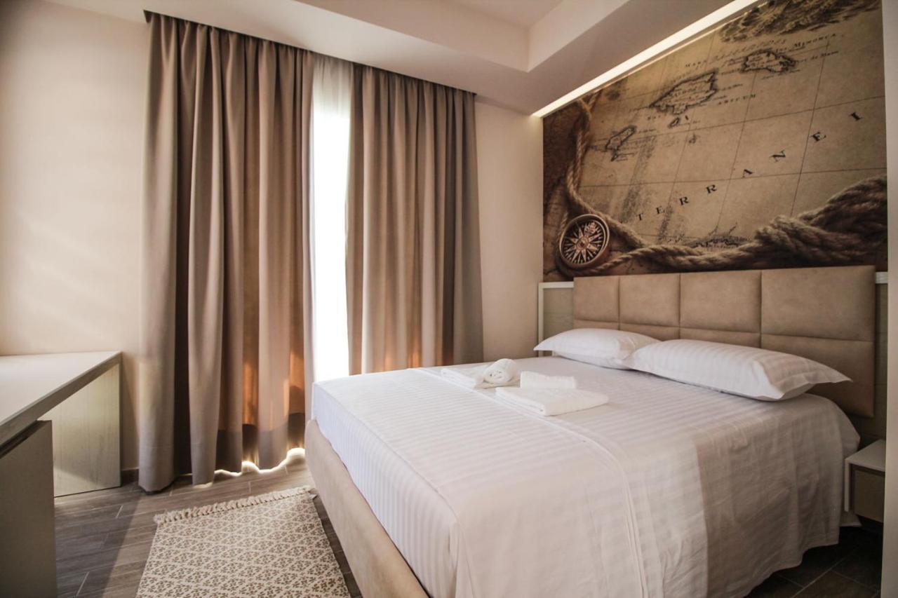 Hotel Kristera Vlore Bagian luar foto