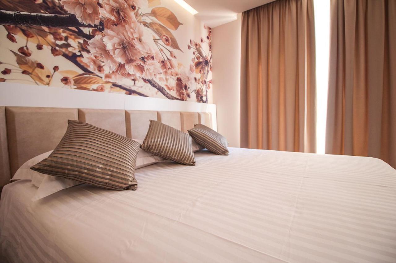 Hotel Kristera Vlore Bagian luar foto