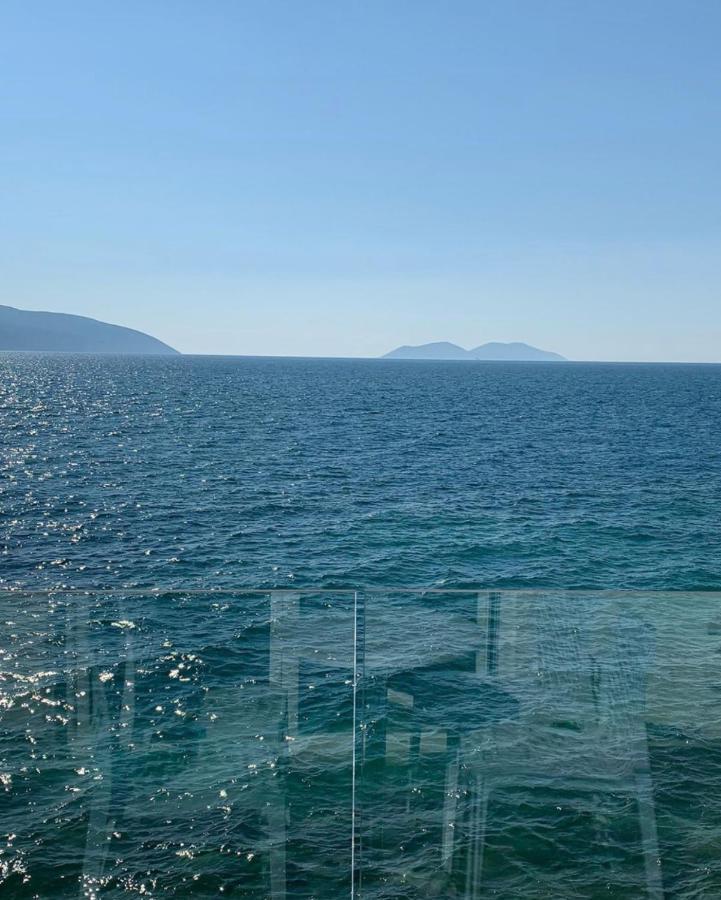 Hotel Kristera Vlore Bagian luar foto
