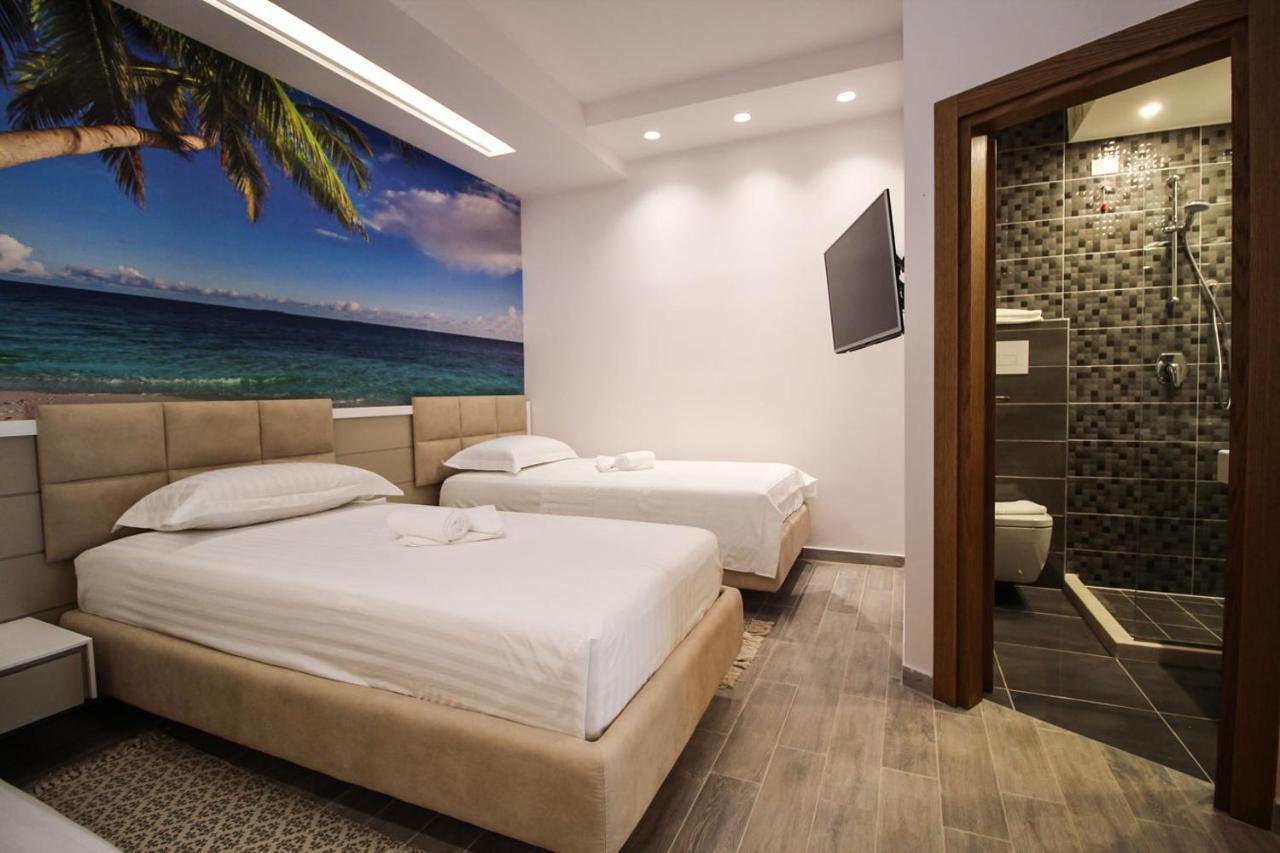 Hotel Kristera Vlore Bagian luar foto