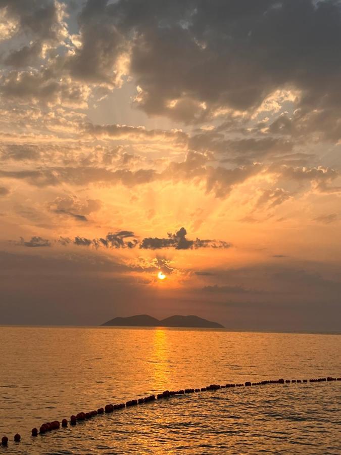Hotel Kristera Vlore Bagian luar foto