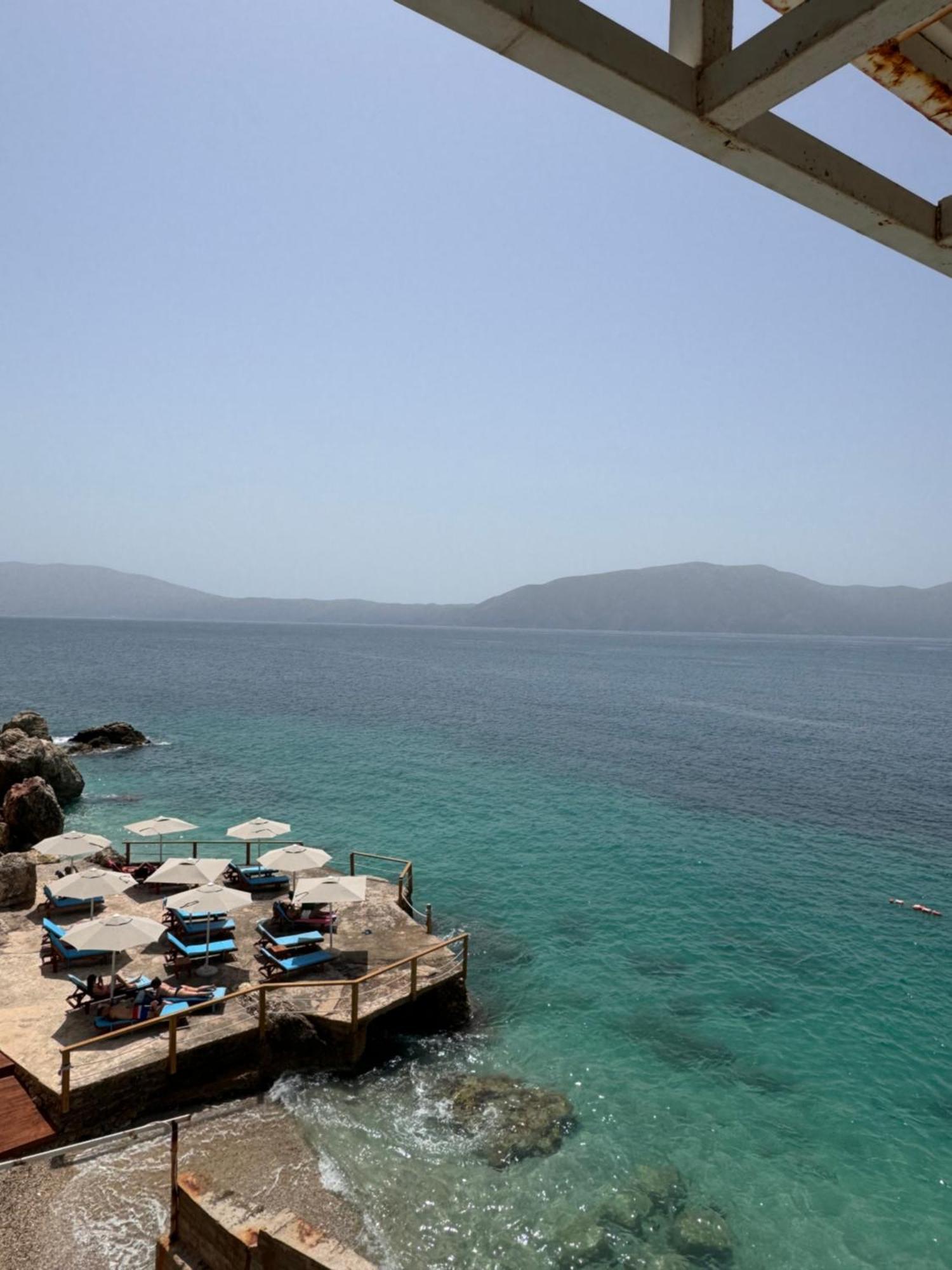 Hotel Kristera Vlore Bagian luar foto