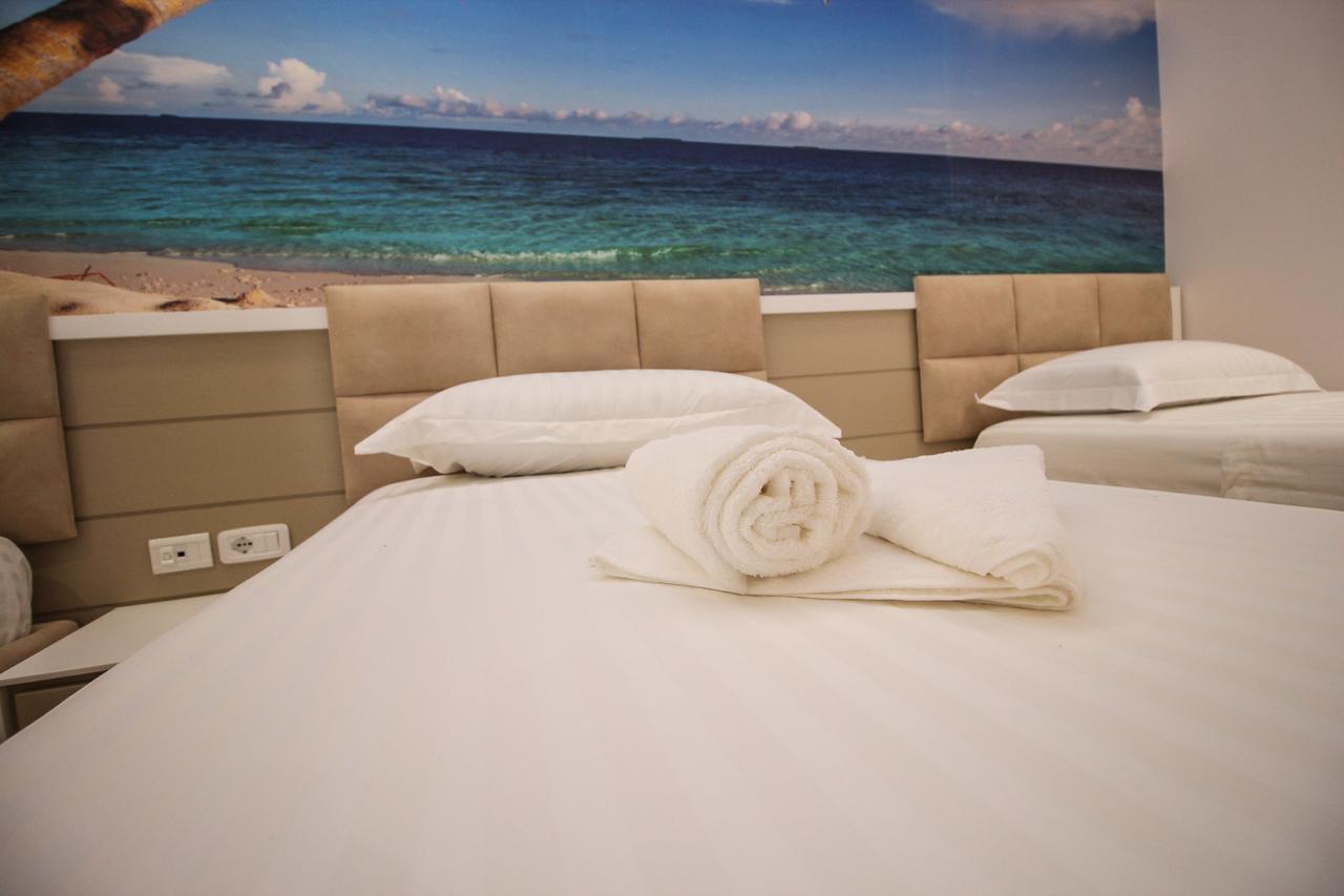 Hotel Kristera Vlore Bagian luar foto